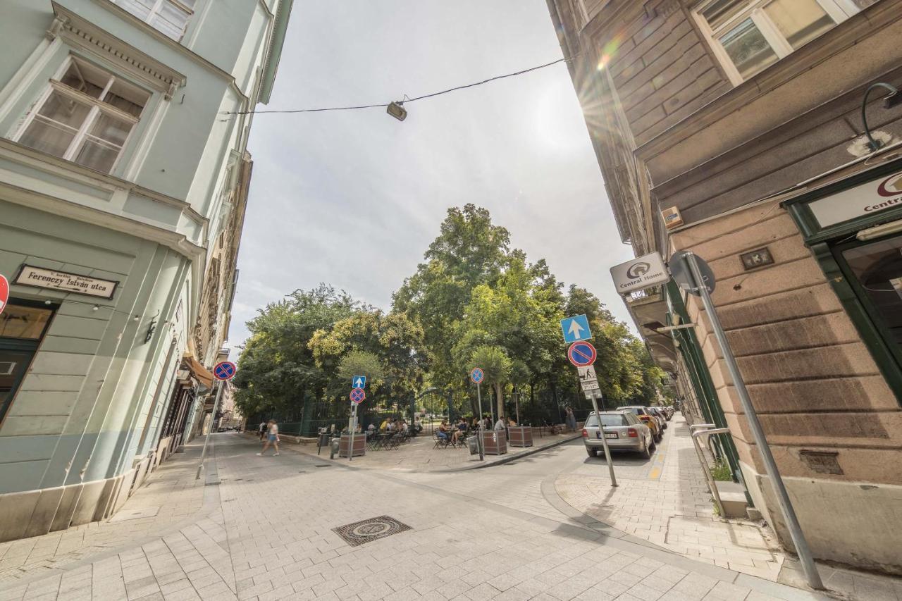 Astoria Balcony Apartment Budapest Exterior photo